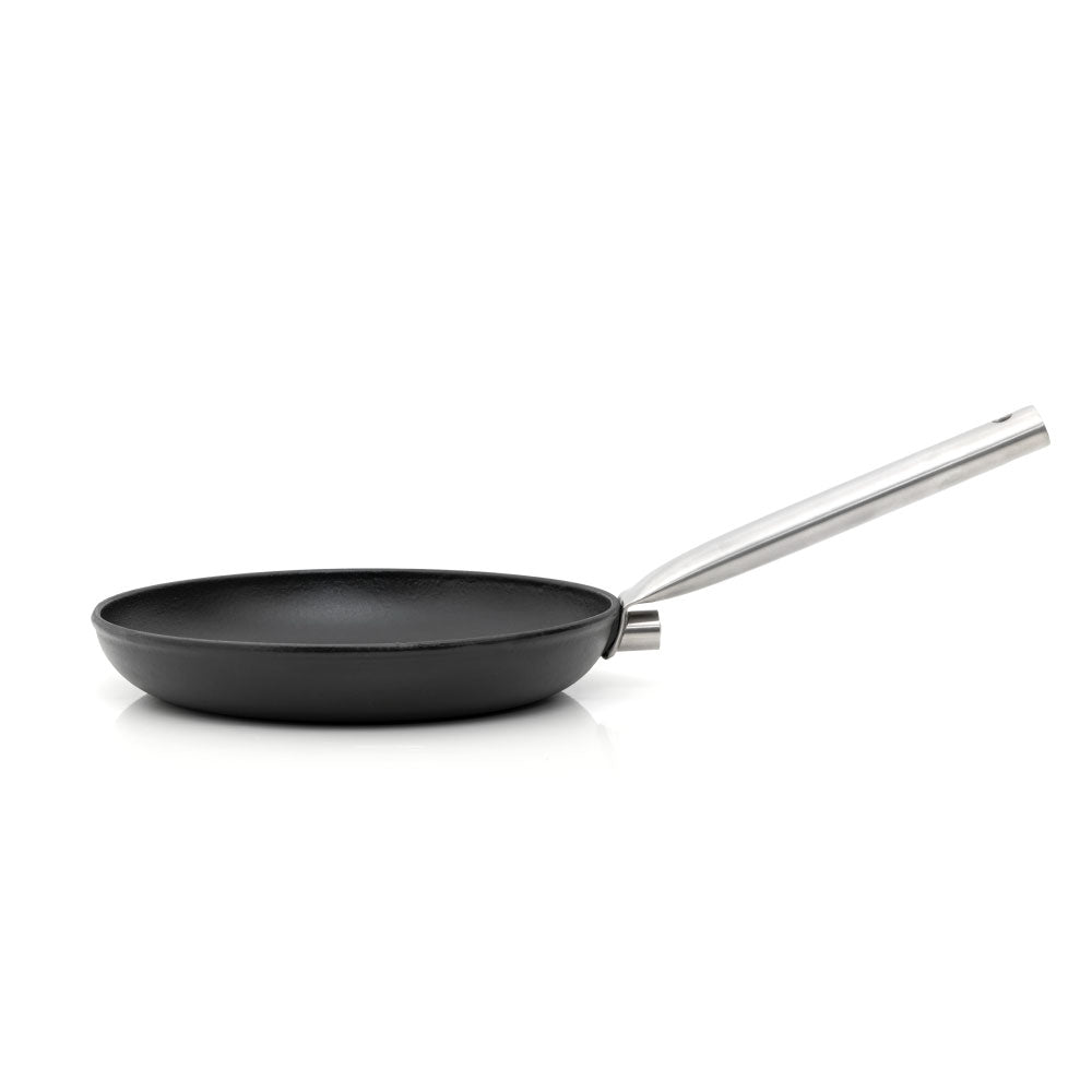 *UTGÅTT* PA 2810 - støpejerns stekepanne med metallgrep – 28 cm
